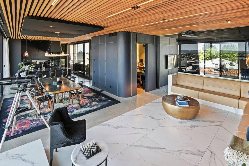 Entertainers Penthouse With 5 Bedrooms Pool & Spa Auckland Exterior foto